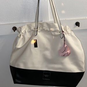 New Victoria’s Secret tote bag! Tag still attached